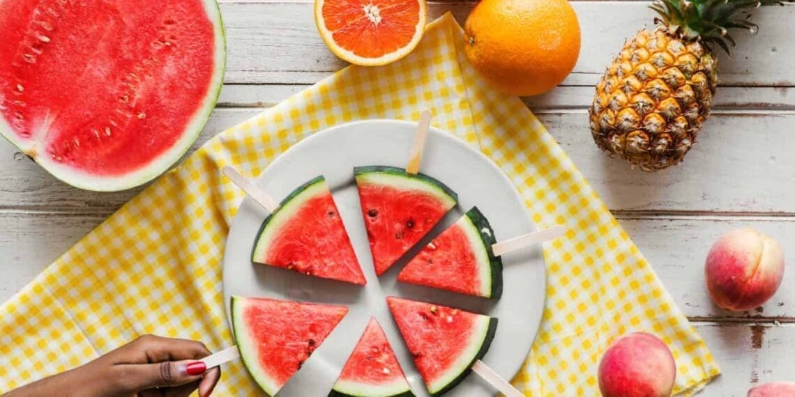 With heatwaves scorching South Africa, it’s easy to lose body fluids. So stay hydrated with these 10 water-rich fruits and veggies.