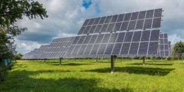 A dawn for South African agriculture as solar energy becomes affordable, even for small-scale farmers. Photo: Supplied.
