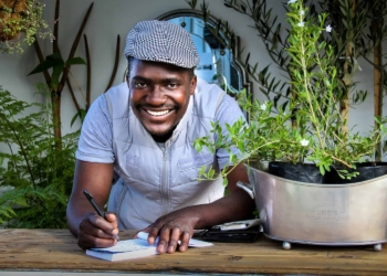 Zimbabwean born, Witness Machana is the nursery manager at Themba Trees in the beautiful Elgin Valley, Western Cape Province.