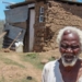 Zabalaza Mshengu outside his home on Edmore Farm in December 2015. Mshengu died on 13 August 2018 before this year’s court ruling in July. Photo: Association for Rural Advancement.