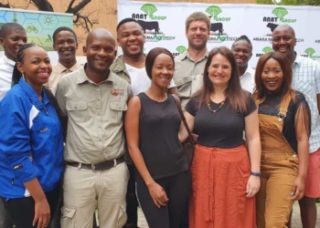 Farmers and the ANAT (Amara Neema Agritech) founders pictured at the youth-led farmers Indaba in Sasolburg in the Free State.(Front Row) Faith Ntleletsi, Moketi Mantoro, Ruth Mokoena, Lienkie Vogel, Seloane Tsimane,, (Back) Thabo Khoadi, Lebohang Mthembu, Simphiwe Kahla, Riaan Els, Lerato Moshanyana and Sabata Segobo.