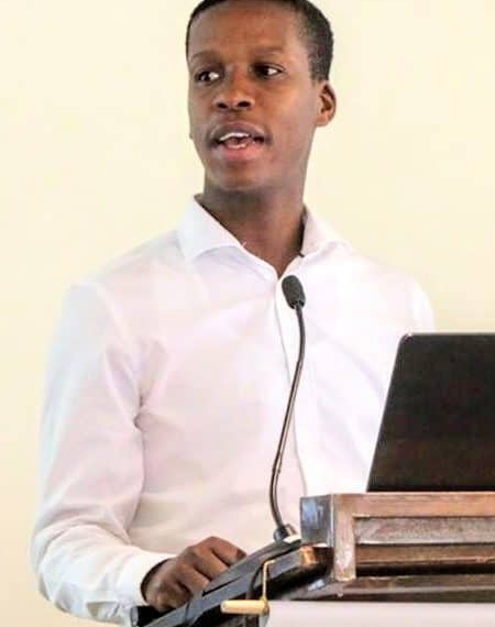 Lucius Phaleng (29) works as an agricultural economist at the National Agricultural Marketing Council (NAMC). One of the impressive things about his work is that he advises the Minister of Agriculture, Land Reform and Rural Development on market access opportunities in the international markets.