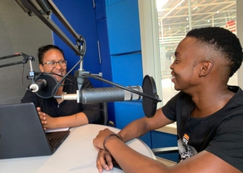 Tembisa's "township aquaponics pioneer", Mosesi Mosesi pictured with Food For Mzansi editor Dawn Noemdoe, talks about how he found his calling in agriculture.