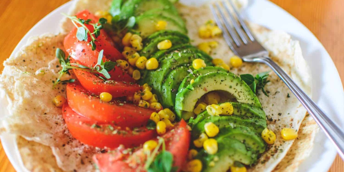 Find out everything you need to know about the ‘new’ brain foods for the back-to-school rush, from eggs and avo to chocolate and blueberries.