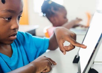 Free virtual coding classes for gr. 4 to 9