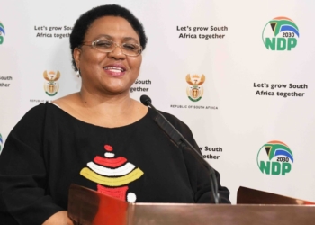 Didiza welcomes these donations and future donations of food parcels, sanitizers and masks by individual farmers, farmer organisations