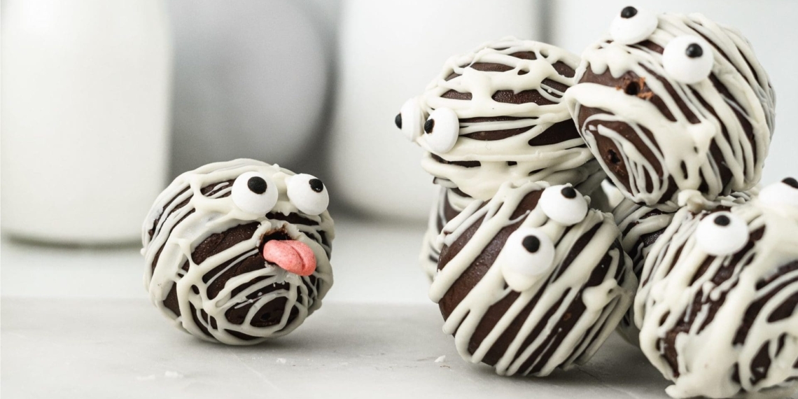 Make things go bump in the night with chef Jess Levin's Halloween-themed spooky Amarula cake truffles. Photo: Supplied