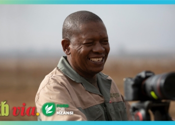 In this weeks episode of Vir die liefde van die land, we meet , Petrus Tsotetsi, a hard-working farmer who believes that working together is key in his success. Photos: Wyrd Films.