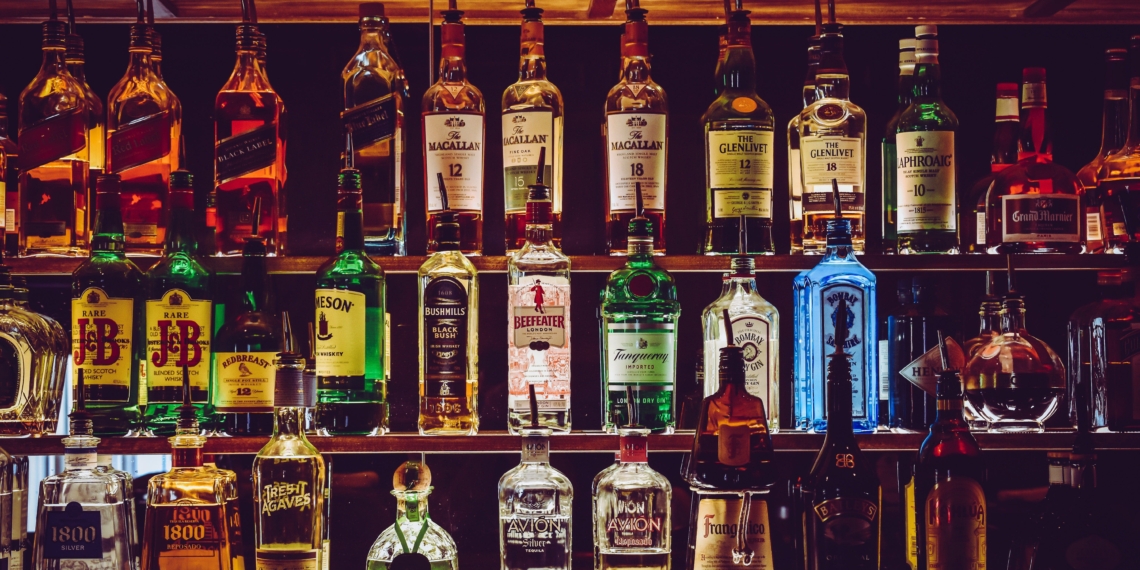 The South African alcohol industry cuts off supplies to traders flouting the regulations. Photo: Pexels.