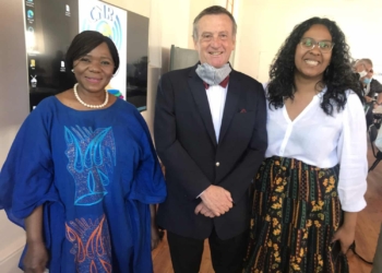 Stellenbosch University law professor Thuli Madonsela, prof. Erwin Schwella from the Hugenote Kollege School of Social Innovation and Food For Mzansi editor: audience and engagement, Dawn Noemdoe: Photo: Food For Mzansi