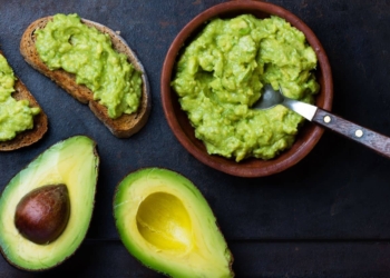 According to FreshPlaza the price for avoc on the global market has been rising in recent weeks due to a smaller supply and a shortage of large sizes. At the moment, Mexico and Chile dominate the market. Photo: Supplied/Food For Mzansi
