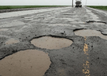Potholes are starting to take up the whole lane in some Free State roads. Photo: Friedl von Maltitz