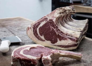 Rising farm gate prices can be attributed to the herd building season say, senior lecturer in agricultural economics, Dr Johnny van der Merwe. Photo: Supplied/ Food For Mzansi