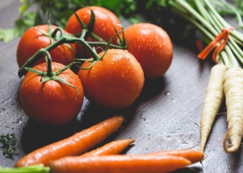Consumers may be paying much more for carrots and tomatoes until April this year, predicts agricultural economist Dr Johnny van der Merwe. Photo: Supplied/Food For Mzansi