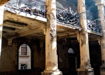 A runaway fire destroyed the Jagger Reading Room and other UCT buildings at the weekend. Photo: Lerato Maduna/www.news.uct.ac.za