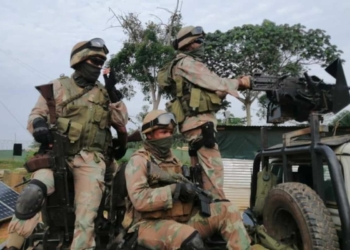 SANDF and Saps will be tightening their patrols of the Mzansi-Lesotho border. Photo: Supplied/Defense Web
