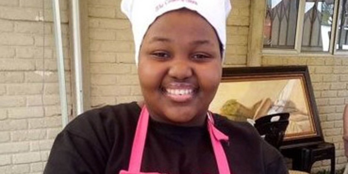 Young kitchen entrepreneur Siphesile Mhlongo (15) created a thriving food business in Durban after she was bullied. Photo: Supplied/Health For Mzansi