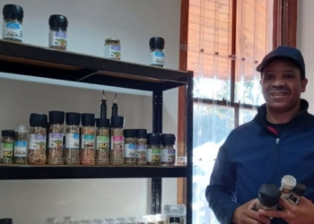 Agripreneur Basil Williams with some of the products in his Herbal View range. Photo: Supplied/Food For Mzansi