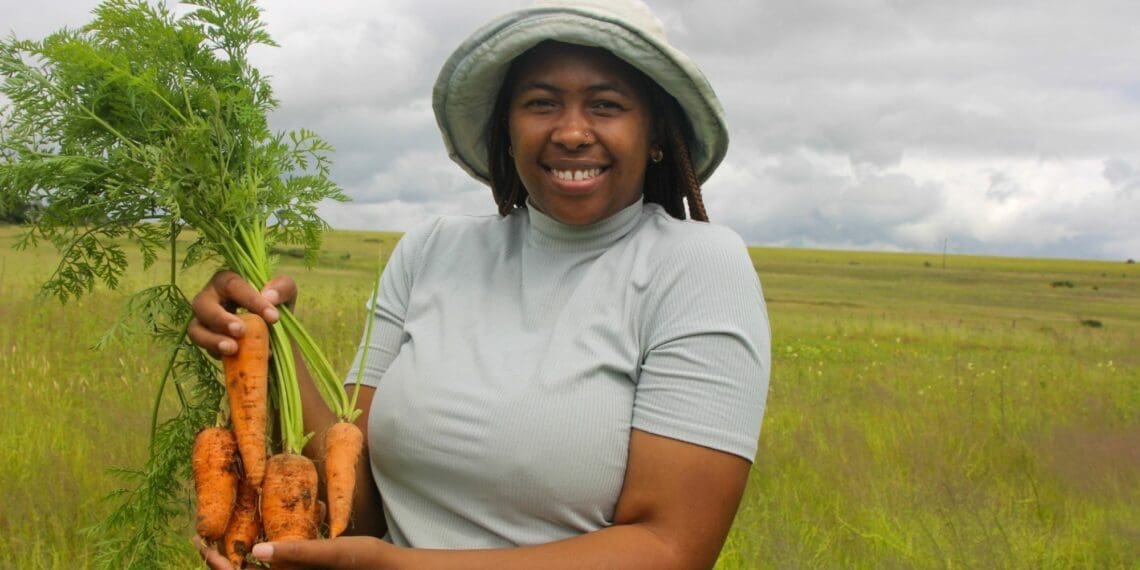 Konwaba Ntanga farms with vegetables outside KwaZulu-Natal’s KwaNdebele region. Photo: Magnificent Mndebele/Food For Mzansi