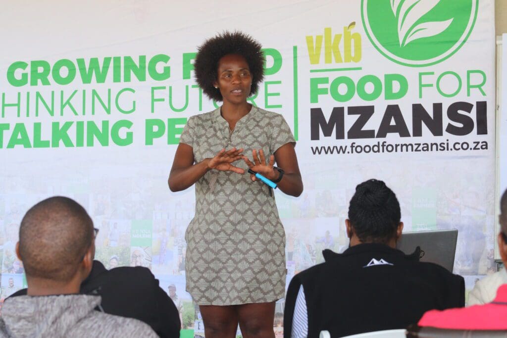 Broiler production farmer clinic held in Cullinan, east of Pretoria. Photo: Funiwe Ngwenya/Food For Mzansi
