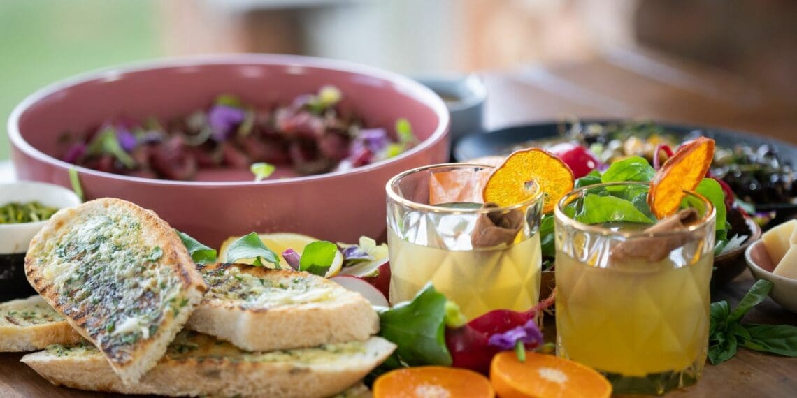 On this week’s episode of “Homegrown Tastes South Africa”, chef Lorna Maseko prepares a crusted carpaccio with honey vinaigrette, garlic and herb bruschetta and marinated olives. Photo: Supplied/Food For Mzansi