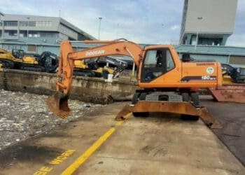 Clean-up operations underway in the Durban port earlier this week. Service providers have been deployed across the port to remove debris. Photo: Supplied