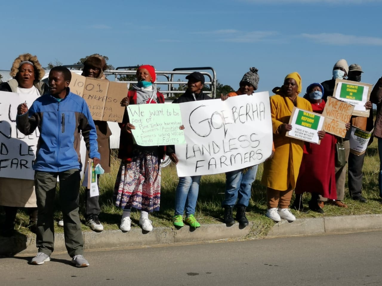 Black farmers march to voice grievances with govt - Food For Mzansi