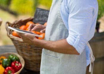 Justin Platt, founder and CEO of Zylem and RegenZ argues that instead of basing management decisions on a purely rational and cognitive approach, farmers need to harness (and trust) their unique intuition. Photo: Supply/AdobeStock