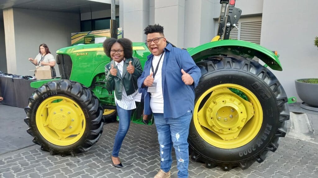 Excitement built from early morning when the first guests arrived at the hotel. Here Food For Mzansi co-founder and editor-in-chief Ivor Price welcomes part-time poultry farmer Lindiwe Ndlozi. Photo: Elana van der Watt/Food For Mzansi
