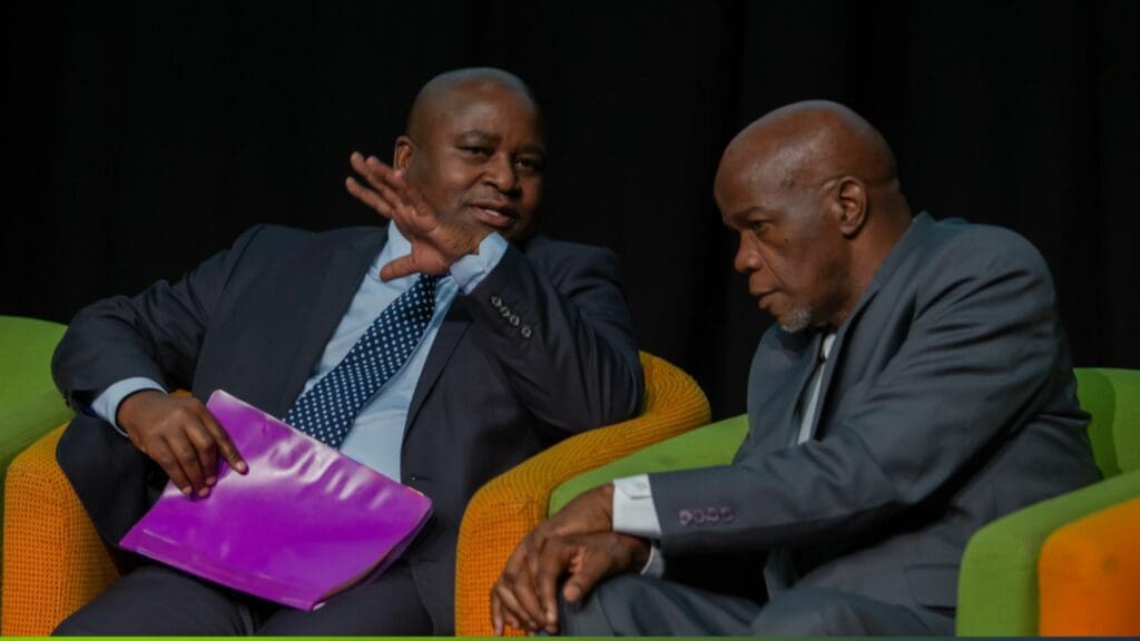 Deputy minister of agriculture, land reform and rural development Mcebisi Skhwatsha, and Afasa president AJ Mthembu. Photo: Supplied/Afasa