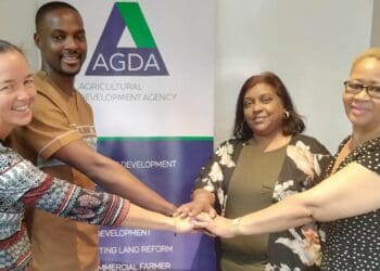 Agda recently celebrated its new partnership with eSusFarm. From left to right is Tessa de Wet, Watson Matsa and Leona Archary and Nonnie Kunene. Photo: Supplied/Food For Mzansi