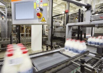 South African food and beverage manufacturers must begin to re-evaluate the processes they have in place and innovate new business models and processes to unlock efficiencies. Photo: Supplied/Food For Mzansi