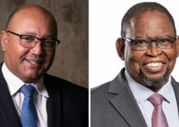 Agri SA executive director Christo van der Rheede and finance minister Enoch Godongwana. Photos: Supplied/Food For Mzansi