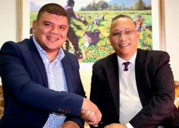 Breyton Milford has been appointed as Agri-Expo’s new general manager. He is pictured with Dr Ivan Meyer, the Western Cape government minister of agriculture. Photo: Supplied/Agri-Expo