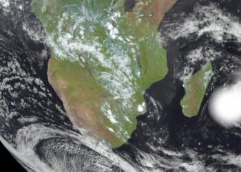 As tropical cyclone Freddy hits Mozambique, residents in Limpopo and Mpumalanga are warned to prepare for heavy rainfall and flooding this weekend. Photo: Supplied/ Twitter/Phys.org