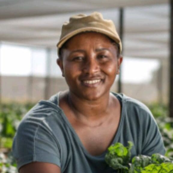 UNksz Tebogo Nyathela waseFarmer’s Hope eNorth West. Isithombe: Sithunyelwe/Food For Mzansi