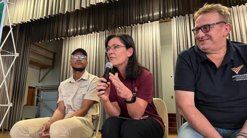 At the forefront of agricultural education and training: Gomolemo “Diesel” Phalatse from AgriSkills Transfer, Monika Basson from Stellenbosch University, and Pieter de Villiers from AGRICOLLEGES international at the AgriCareers event in Clanwilliam. Photo: Ivor Price/Food For Mzansi