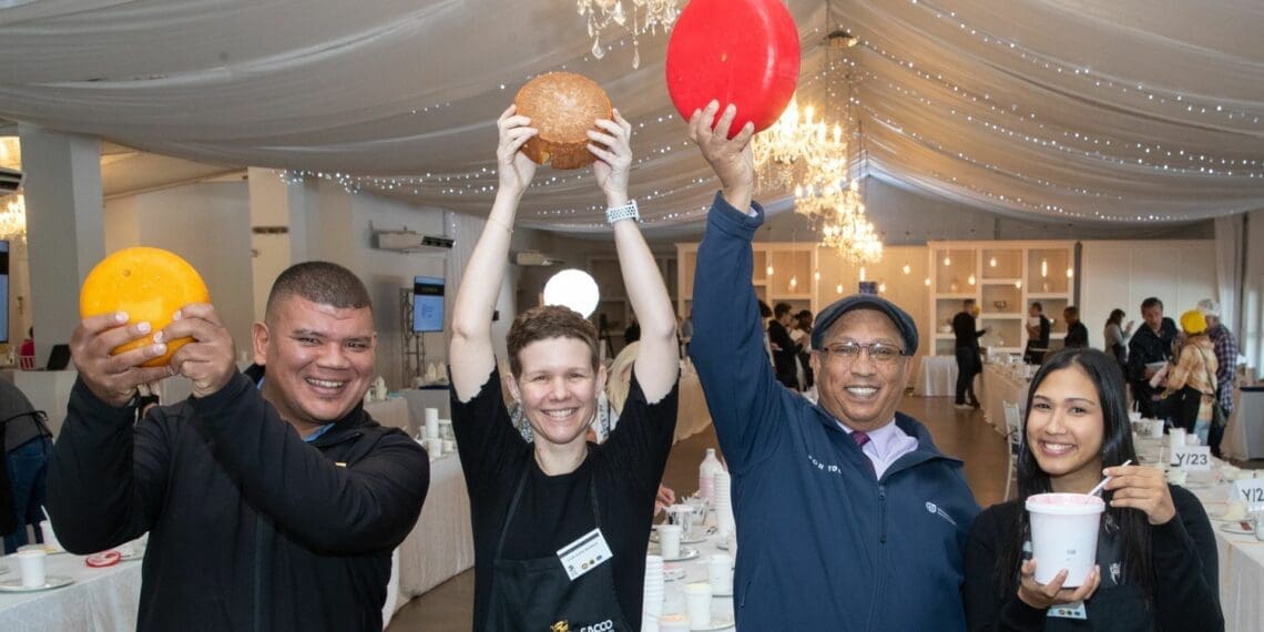 IN PICTURES: Judges laud SA's dairy products