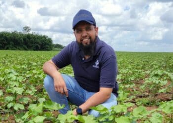 Sulaimaan Patel is the former head of Rural Development and Social Investment at Agri Enterprises. He was chosen as one of Food For Mzansi's Changemakers at this year's Mzansi Young Farmers Indaba.Photo:Supplied/Sulaimaan Patel