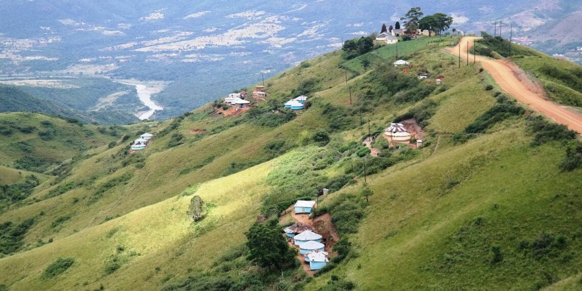 ICYMI: Gloves are off as govt, farmer clash over land reform