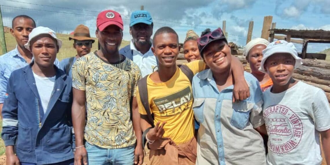 The youths of Banzi, in Cofimvaba, Eastern Cape, faced unemployment, which led to the establishment of Kulathi Primary Co-op.
Photo: Supplied/Food For Mzansi.