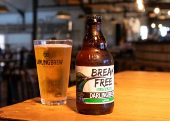 Darling Brew’s newest offering, BREAK FREE gluten-free lager, combines exquisite brewing with sustainability. Its enticing flavour aims to redefine beer enjoyment, inviting a broader audience into the world of Darling Brew. Photo: Supplied/Food For Mzansi