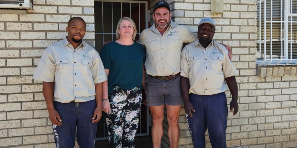 InteliGro’s team in Citrusdal in the Western Cape embody a commitment to integrated farming and innovative solutions. They play a vital role in the efficient management of agricultural containers, ensuring responsible disposal and contributing to a greener, sustainable future for agriculture in South Africa. Photo: Supplied/InteliGro