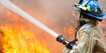 Fires continue to devastate crops, livestock, and communities. Santam urges farmers to prioritise fire insurance as climate change fuels escalating risks. Photo: Supplied/Food For Mzansi