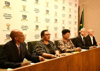 Didiza: Govt settled nearly 1500 land claims