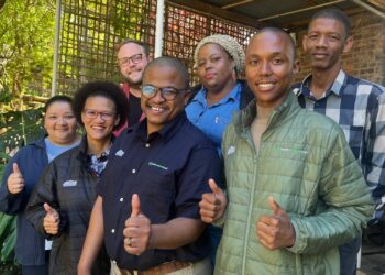 Excited faces all around! The Food For Mzansi team celebrates their five nominations in the 2024 African Digital Media Awards. From left to right: Meagan van der Vent, Raylentia Simmons, Gareth Davies, Tiisetso Manoko, Vateka Halile, Sindile Dudumashe, and Johnie Johnson. Photo: Ivor Price/Food For Mzansi