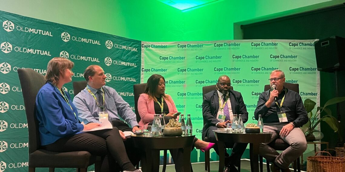 Old Mutual and the Cape Chamber of Commerce and Industry teamed up to create opportunities and empower rural farmers through financial support and digital solutions. The partners hosted an agricultural thought leadership session in Paarl in the Western Cape this week. Photo: Ivor Price/Food For Mzansi