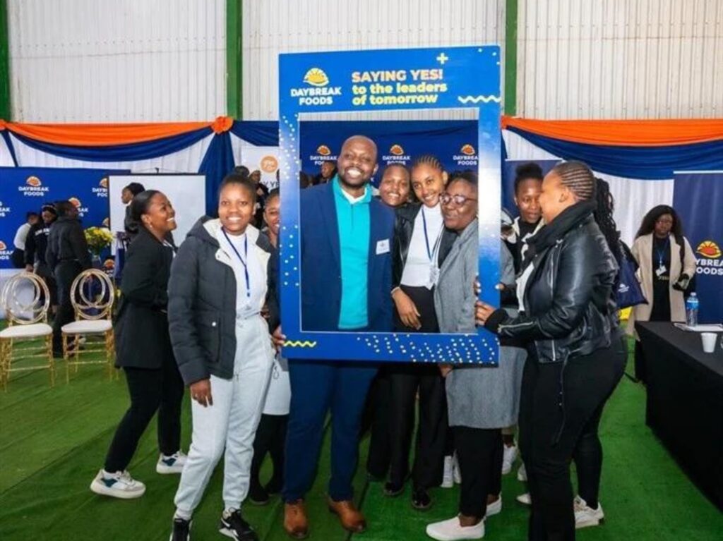 Richard Manzini, CEO of Daybreak Foods, with incoming YES programme candidates, highlighting their commitment to youth empowerment in agriculture. Photo: Supplied/Food For Mzansi