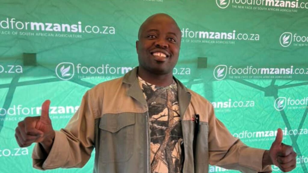 Host farmer Emmanuel Mudau shared his insights on marketing strategies and genetic excellence with producers at Food For Mzansi’s Limpopo farmers’ day. Photo: Ivor Price/Food For Mzansi