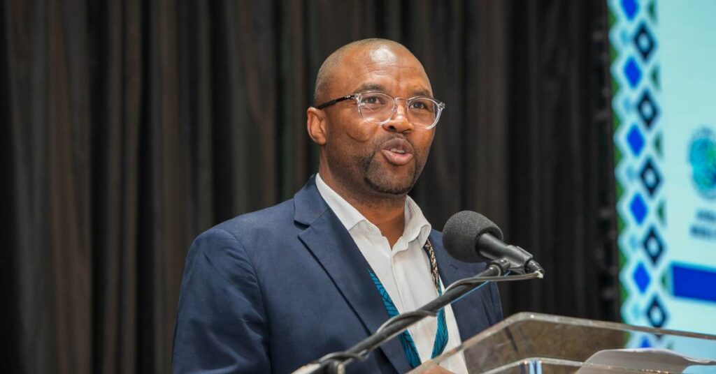 Western Cape minister of cultural affairs and sport, Ricardo Mackenzie, lauds the historic significance of hosting the Fair Trade Cities and Towns International Conference in Africa, celebrating Drakenstein’s pioneering role in the fair trade movement. Photo: Natalie Gabriels/Food For Mzansi